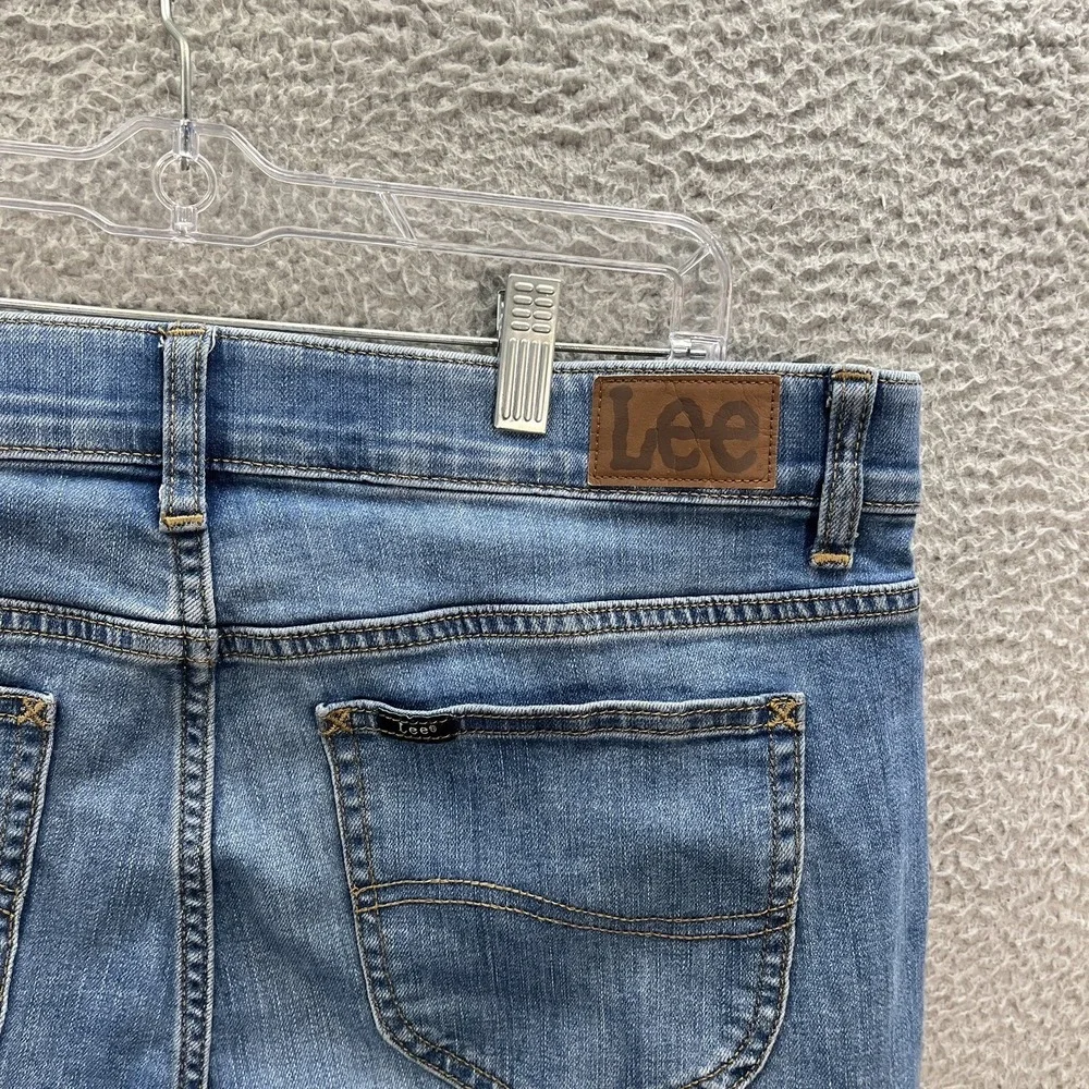Lee Jeans Womens 16 Long Blue‎ Regular Fit Straight Distressed Denim Workwear